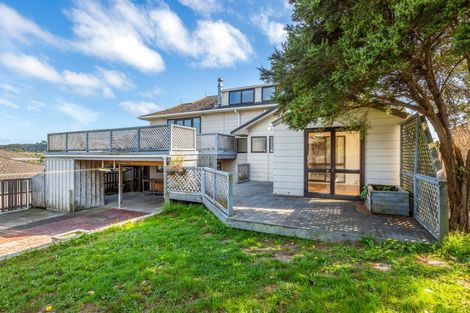 Photo of property in 122 Discovery Drive, Whitby, Porirua, 5024