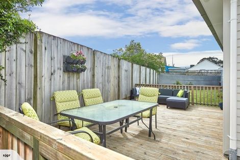 Photo of property in 33b Clyde Crescent, Roslyn, Palmerston North, 4414