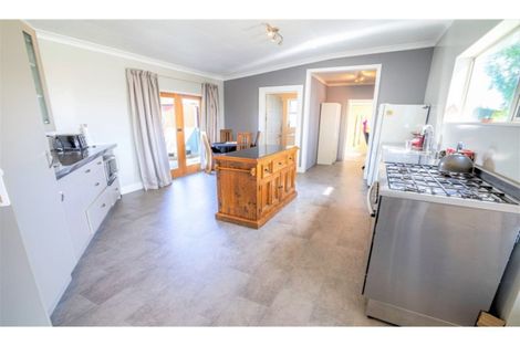 Photo of property in 58 Mauchline Street, Wallacetown, 9816