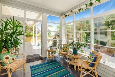 Photo of property in 30 Newry Road, Raumati Beach, Paraparaumu, 5032