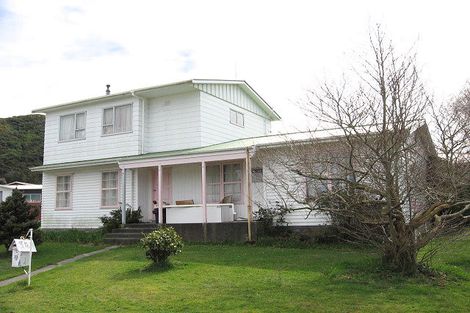 Photo of property in 23 Hamstead Street, Wainuiomata, Lower Hutt, 5014