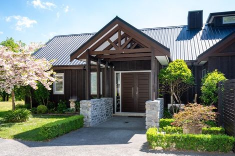 Photo of property in 38 Tauroa Valley Road, Havelock North, 4130