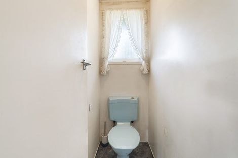 Photo of property in 13 Ennis Avenue, Pakuranga Heights, Auckland, 2010