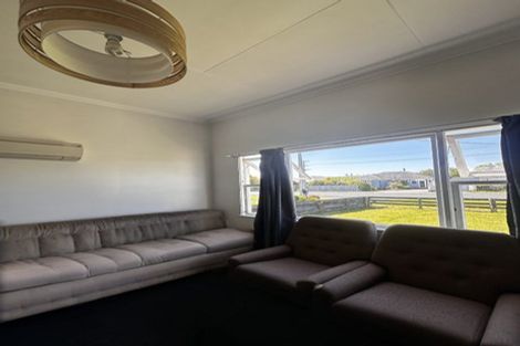 Photo of property in 17 Gormack Street, Balclutha, 9230