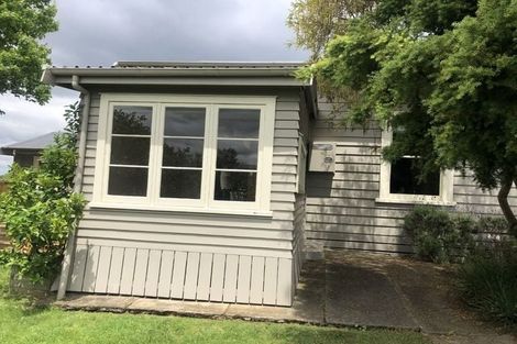 Photo of property in 31 Forest Lake Road, Forest Lake, Hamilton, 3200