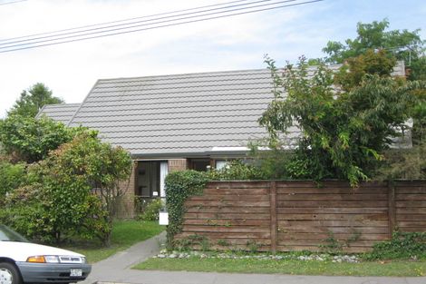 Photo of property in 2/46 Weston Road, St Albans, Christchurch, 8052