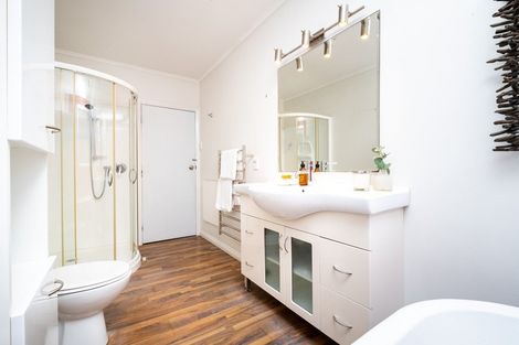 Photo of property in 16 Collison Terrace, Haumoana, 4102