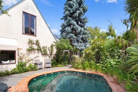 Photo of property in 114 Merivale Lane, Merivale, Christchurch, 8014