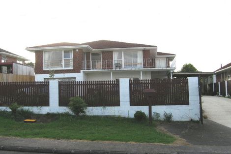 Photo of property in 52 Tiroroa Avenue, Te Atatu South, Auckland, 0610