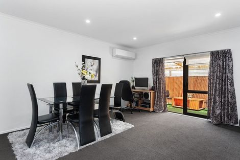 Photo of property in 12 Morrinsville Road, Hillcrest, Hamilton, 3216