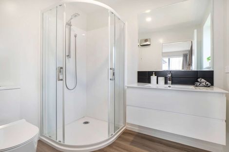 Photo of property in 31 Kingfisher Avenue, Amberley, 7410