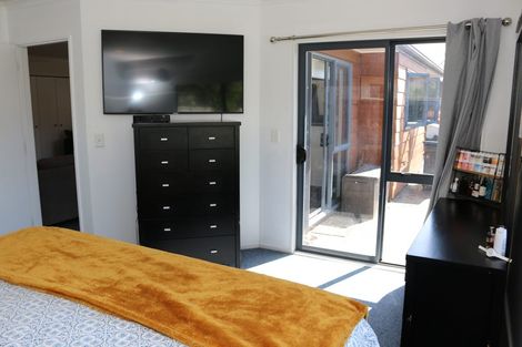 Photo of property in 35 Sherwill Street, Feilding, 4702