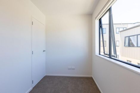 Photo of property in 3/122 Pooks Road, Ranui, Auckland, 0612