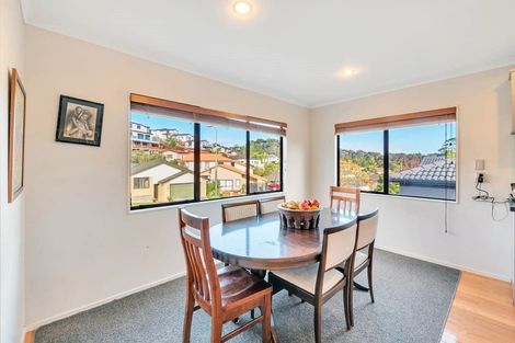 Photo of property in 41 San Marino Drive West, Henderson, Auckland, 0612