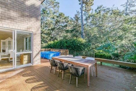 Photo of property in 54 Harrowglen Drive, Northcross, Auckland, 0630