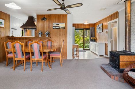 Photo of property in 8 Parkland Place, Whitianga, 3510