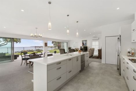 Photo of property in 63 Hawaiian Parade, Arkles Bay, Whangaparaoa, 0932