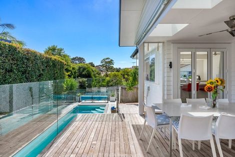 Photo of property in 9 Penzance Road, Mairangi Bay, Auckland, 0630