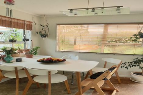Photo of property in 27 Tramway Road, Beach Haven, Auckland, 0626