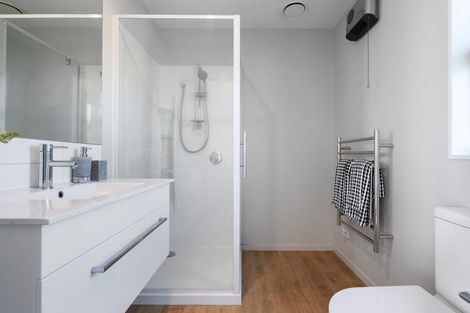 Photo of property in 18c Mona Vale Avenue, Riccarton, Christchurch, 8011
