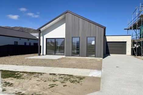 Photo of property in 39 Midlothian Avenue, Cromwell, 9310