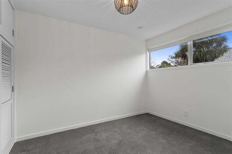 Photo of property in 4 Bridgemere Lane, Cracroft, Christchurch, 8022