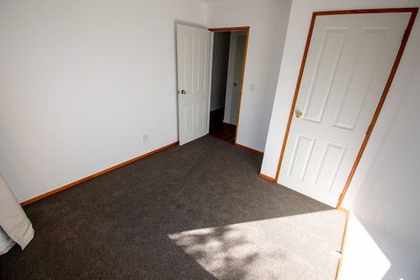 Photo of property in 2/18 Kirsten Place, Parklands, Christchurch, 8083