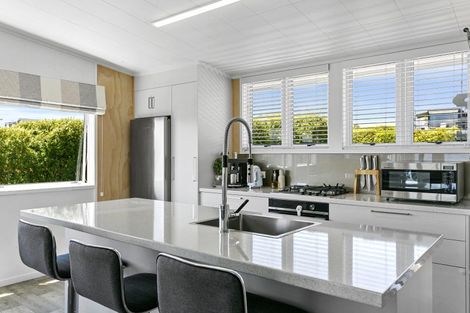 Photo of property in 51 Rainbow Drive, Rainbow Point, Taupo, 3330