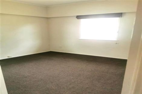 Photo of property in 14 La Trobe Street, Pakuranga Heights, Auckland, 2010