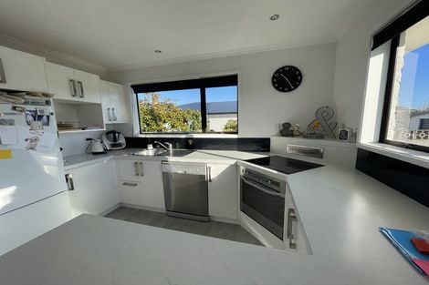 Photo of property in 86 Edinburgh Crescent, Waikiwi, Invercargill, 9810