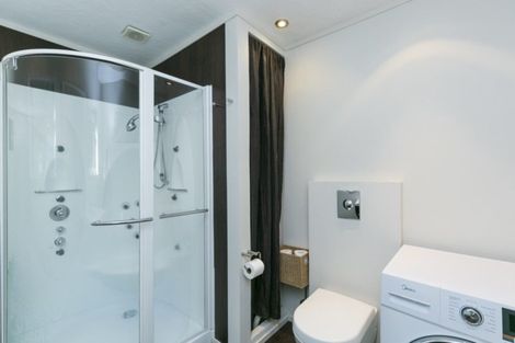 Photo of property in 77a Miramar North Road, Miramar, Wellington, 6022