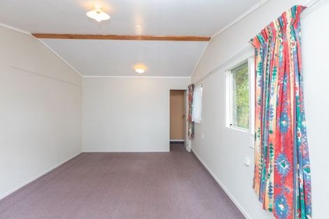 Photo of property in 42 Garland Drive, St Andrews, Hamilton, 3200