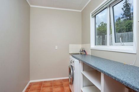 Photo of property in 10 Woodcote Drive, Glenfield, Auckland, 0629