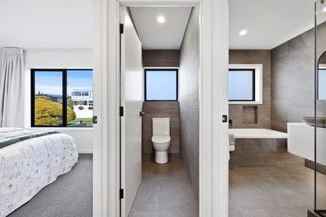 Photo of property in 114 Bramley Drive, Farm Cove, Auckland, 2012