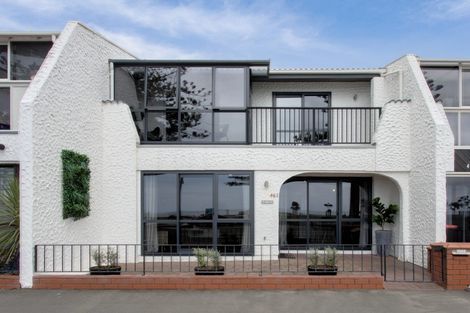 Photo of property in 461 Marine Parade, Napier South, Napier, 4110