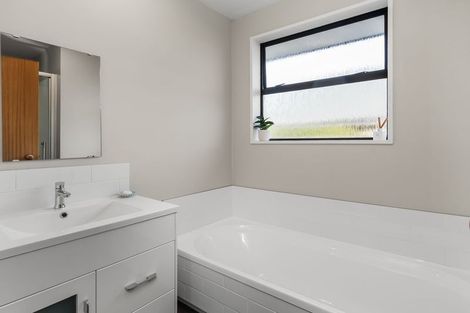 Photo of property in 83 Arcon Drive, Broomfield, Christchurch, 8042