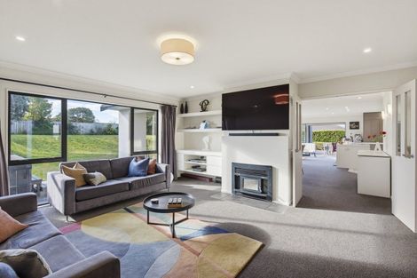 Photo of property in 8 Rae Lane, Paraparaumu Beach, Paraparaumu, 5032