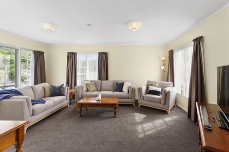 Photo of property in 4 Greyfriars Crescent, Tawa, Wellington, 5028