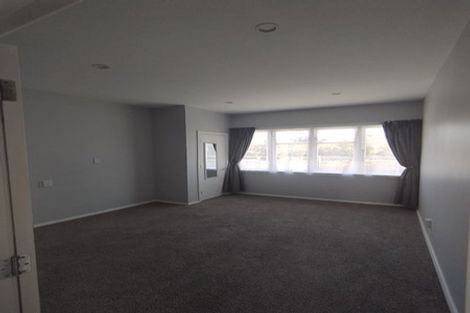 Photo of property in 114 Cambridge Terrace, Fairfield, Lower Hutt, 5011