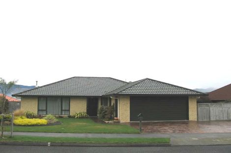 Photo of property in 11 Birkinshaw Grove, Riverstone Terraces, Upper Hutt, 5018