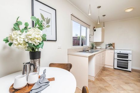 Photo of property in 29 Oakleigh Street, Maungaraki, Lower Hutt, 5010