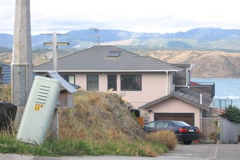 Photo of property in 35a Bowes Crescent, Strathmore Park, Wellington, 6022