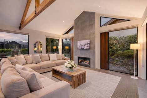 Photo of property in 5 Glengarry Court, Jacks Point, Queenstown, 9371