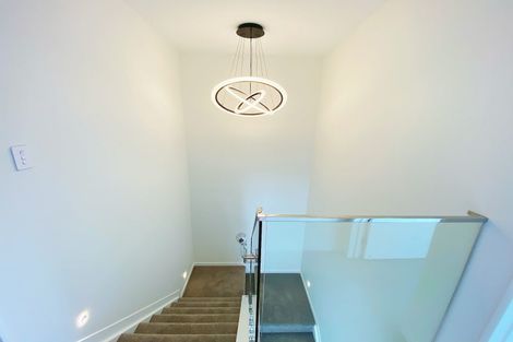 Photo of property in 37a Forrest Hill Road, Milford, Auckland, 0620