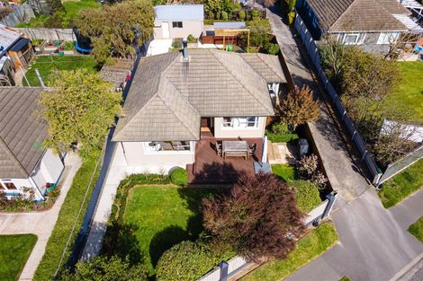 Photo of property in 68 Winters Road, Redwood, Christchurch, 8051