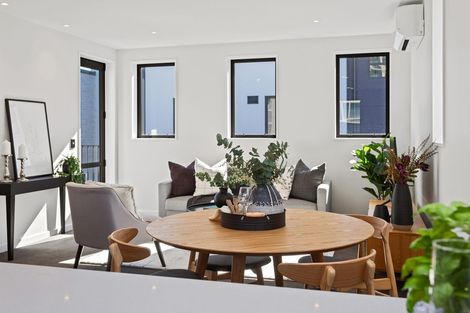 Photo of property in 4/212 Hereford Street, Christchurch Central, Christchurch, 8011