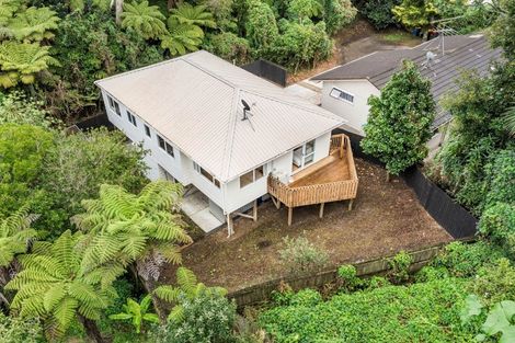 Photo of property in 1/24 Contessa Drive, Glenfield, Auckland, 0629