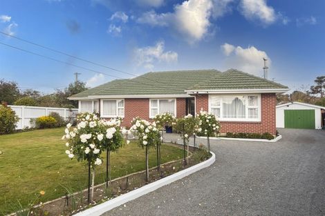 Photo of property in 8 Wildwood Avenue, Wainoni, Christchurch, 8061