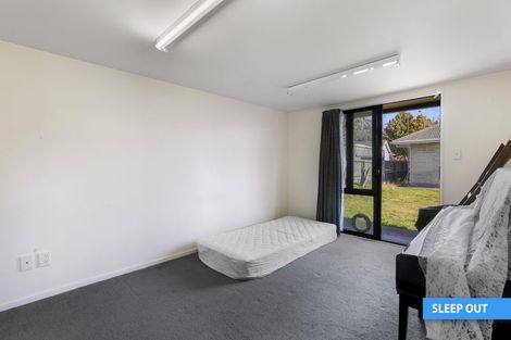 Photo of property in 27 Curletts Road, Sockburn, Christchurch, 8042