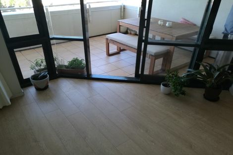 Photo of property in 4b/22 Beresford Square, Auckland Central, Auckland, 1010